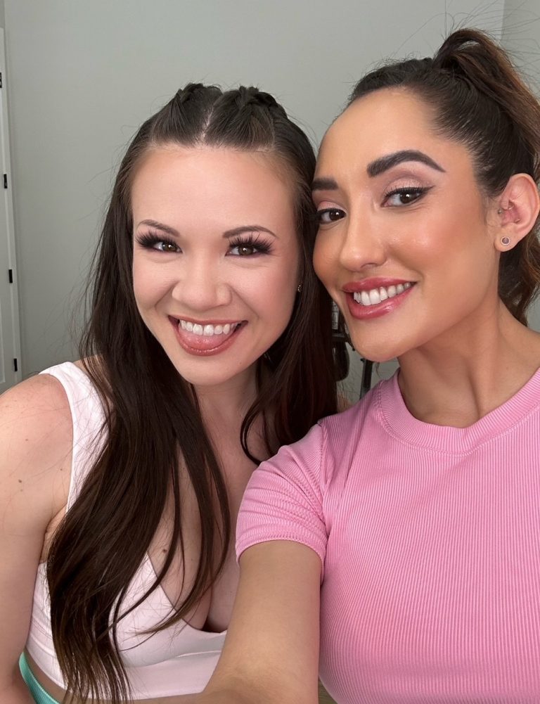 Gape Me! Chloe Amour Nabs New Cover in Scorching Jonni Darkko Debut